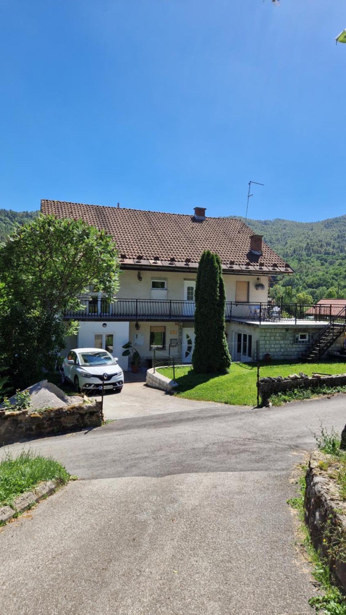 Apartma Ginga Osilnica Exteriér fotografie