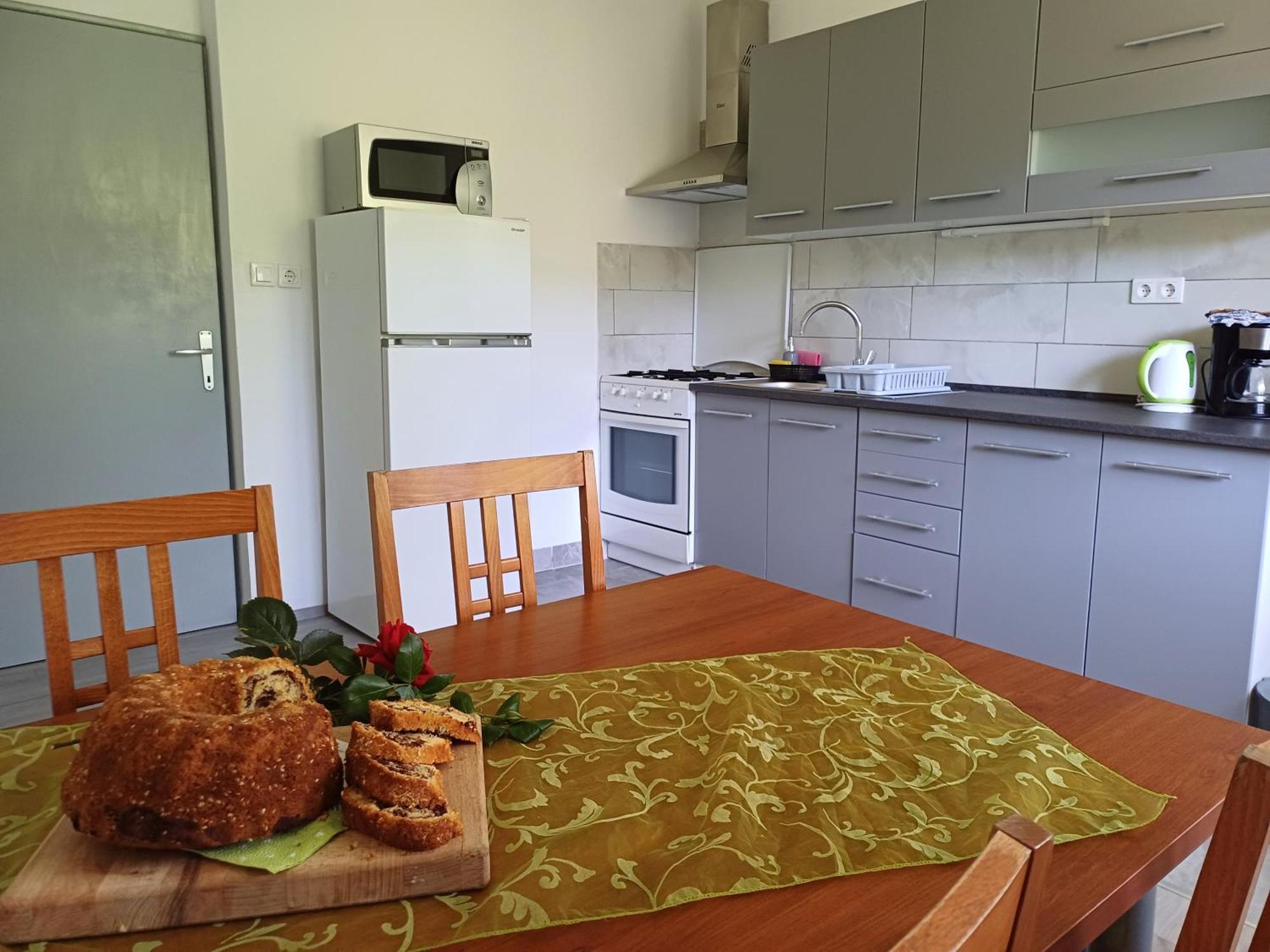 Apartma Ginga Osilnica Exteriér fotografie