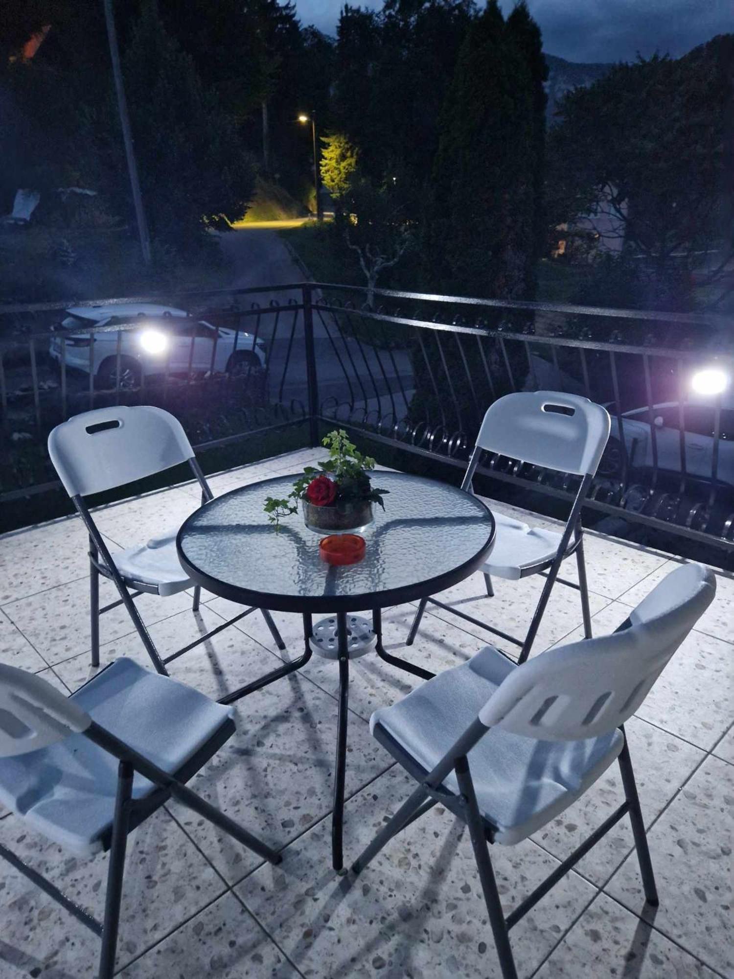 Apartma Ginga Osilnica Exteriér fotografie
