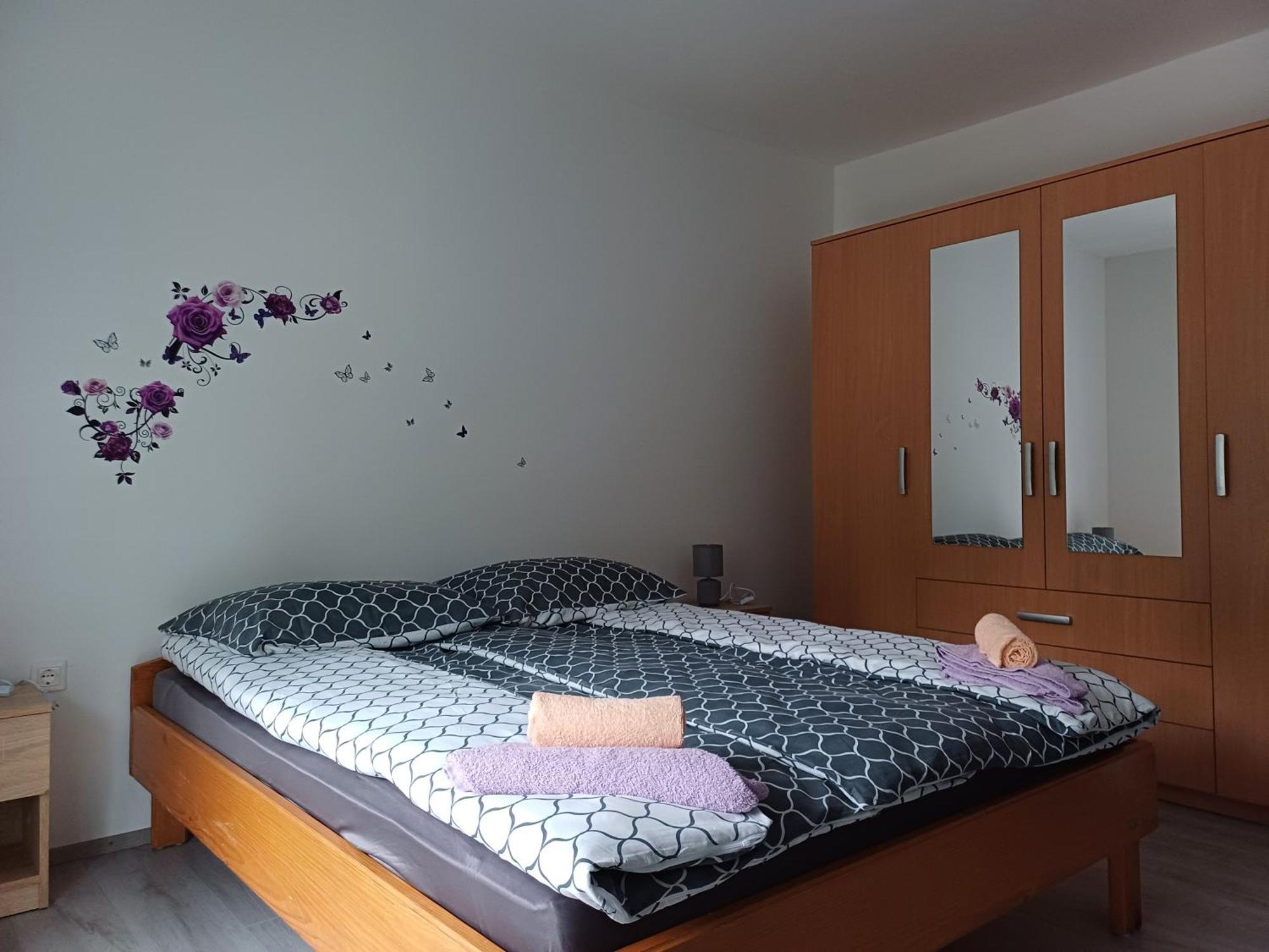 Apartma Ginga Osilnica Exteriér fotografie
